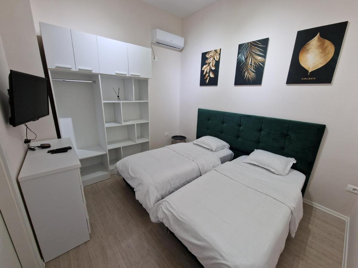 Hq Apartment In Center 地拉那 外观 照片